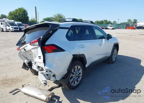 2024 Toyota Rav4 Xle Premium from USA, damaged, VIN 2T3A1RFVXRW480890